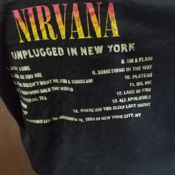 Vintage Nirvana Unplugged in New York Tshirt - Picture 3 of 5